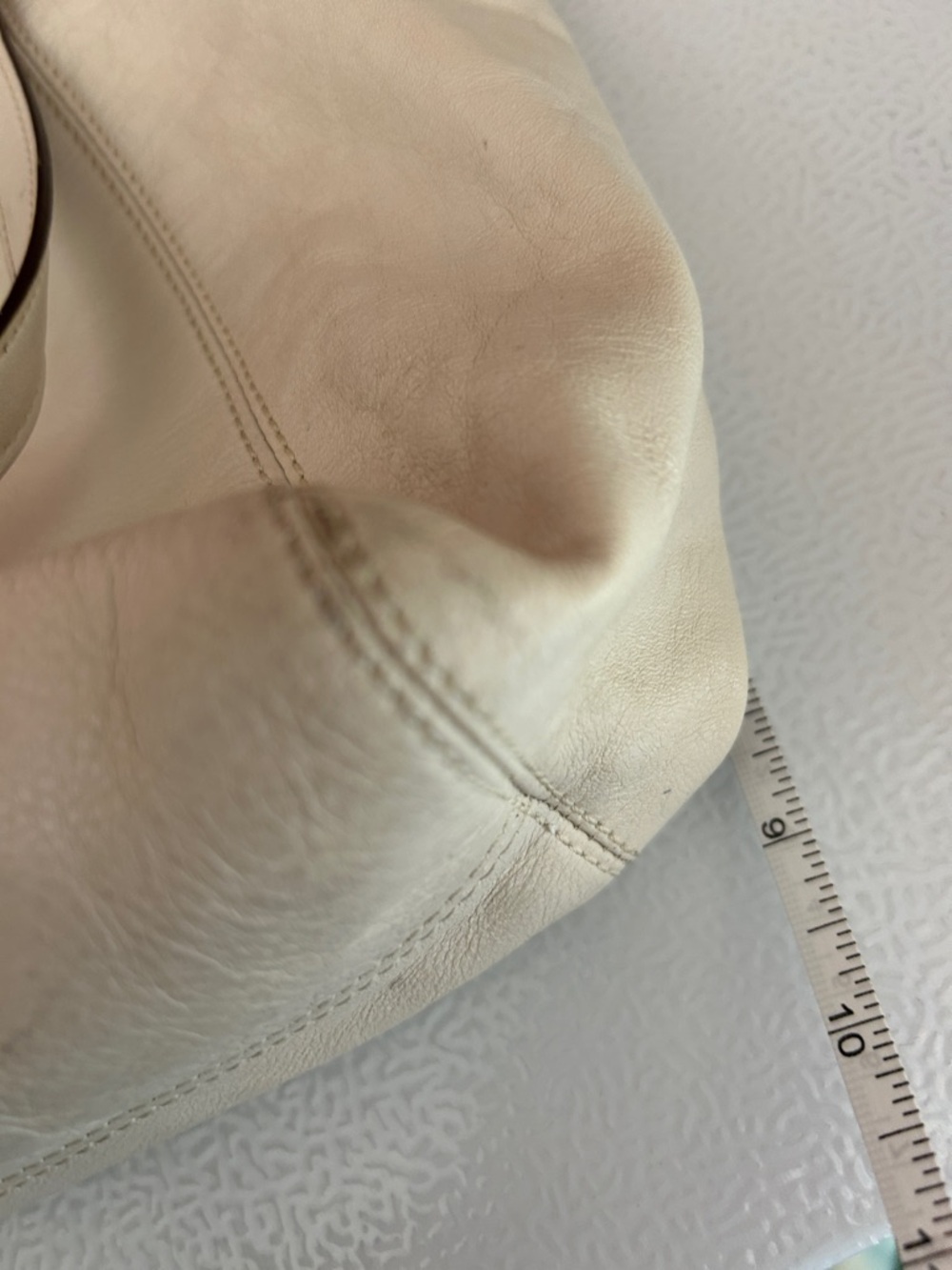 Coach Cream Leather Shoulder Bag with Chain Detail - Picture 16 of 16